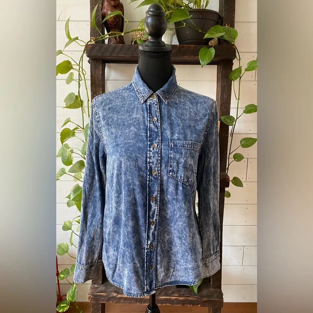 Mudd: Blue Washed Denim Button Down Shirt - Picture 8 of 17